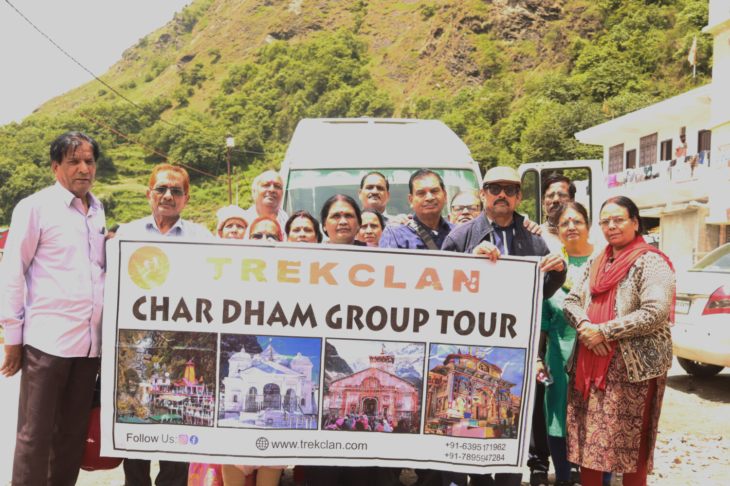 Chardham group tour picture